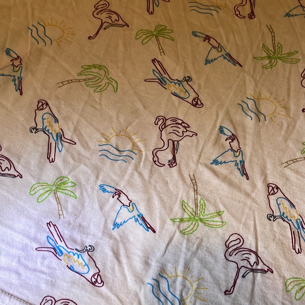 Large tee - Picture 2 of 2